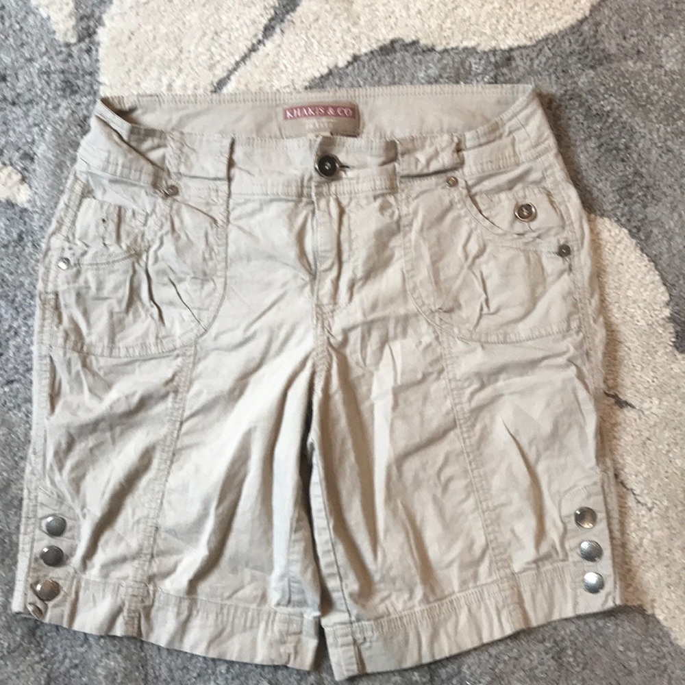 Women’s khaki shorts